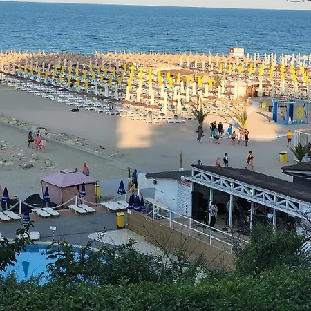 Ayra Гостевой дом 3*