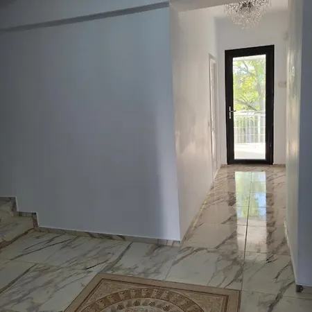 بيت ضيافة Ayra إيفوري نورد