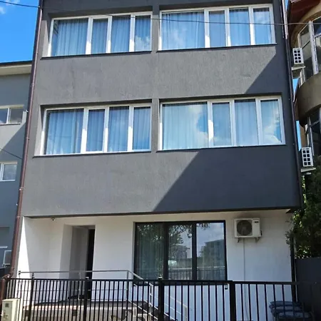 بيت ضيافة Ayra 3*